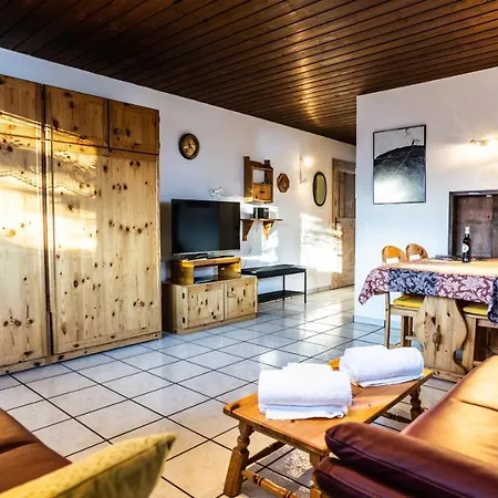 Haus Sportina Apartman *
