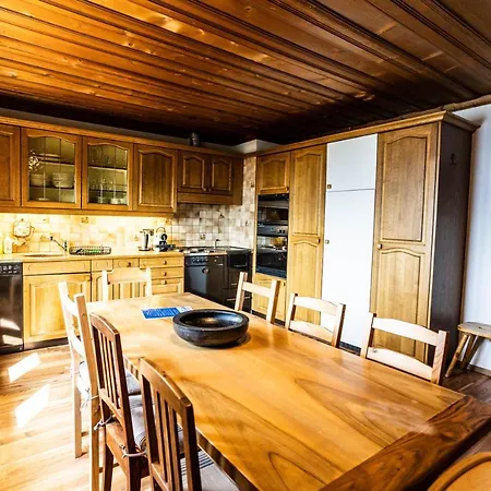 Haus Sportina Appartement *