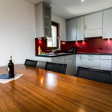 Apartment Haus Sportina *